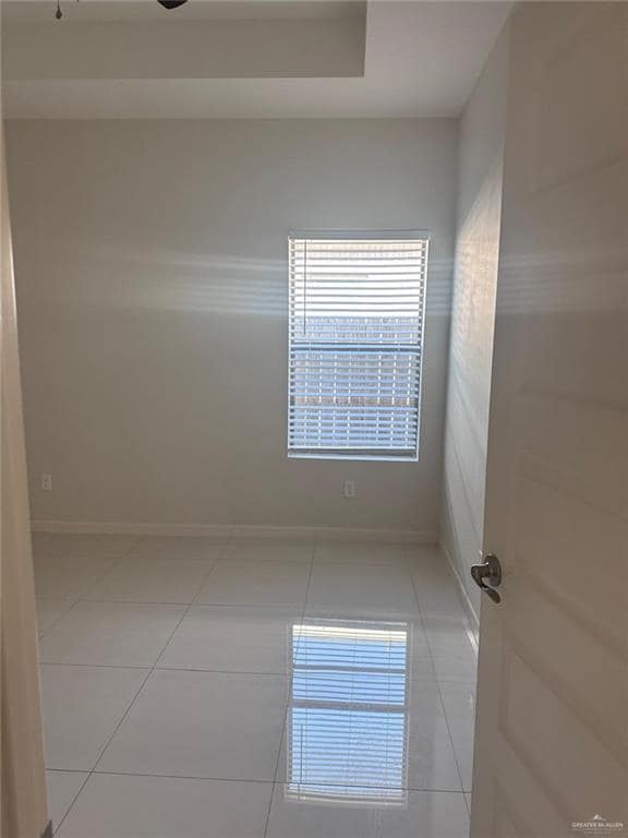 Building Photo - 7 Nightingale Ave