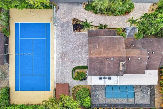 Primary Photo - 2120 SW 28th Way