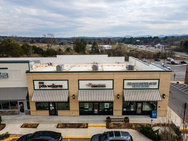 Building Photo - 2022-BUILT BURKITT COMMONS CONDO WALKABLE ...