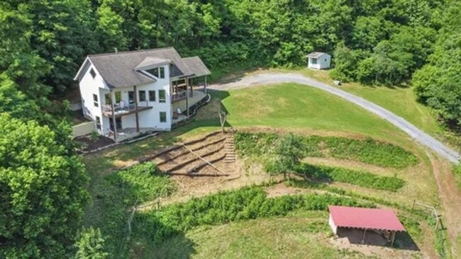 Building Photo - Live the Hobby Farm Dream in Shawsville, VA!