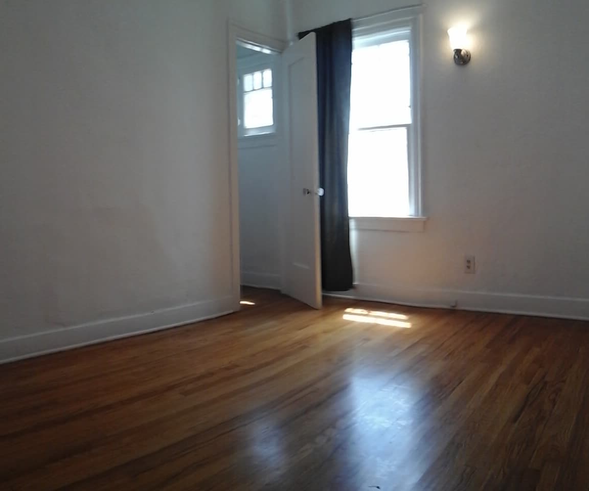 BEDROOM 2 - 427 N Genesee Ave