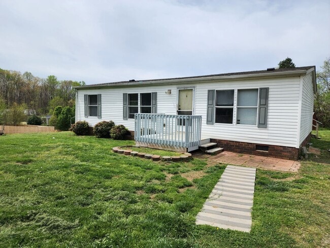 Primary Photo - 3b/2b Ranch Home