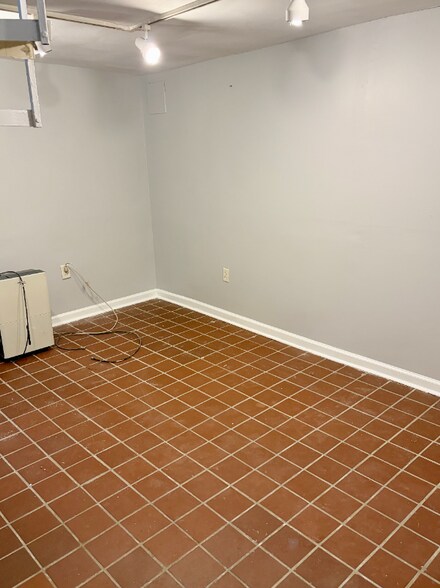 Building Photo - 841 S 3rd St