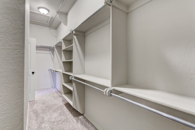Building Photo - 308 Stoneridge Dr