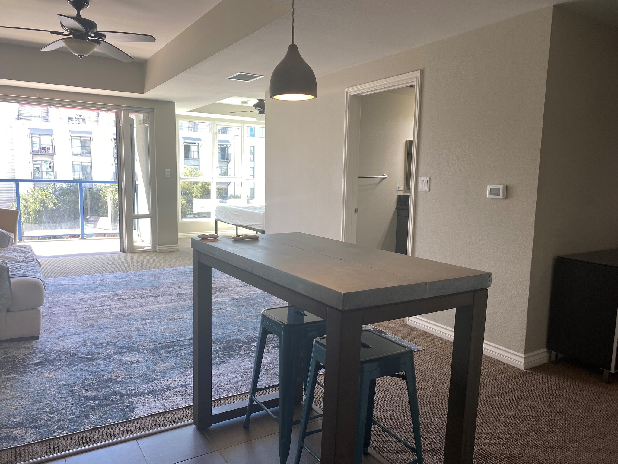 Building Photo - 875 G St