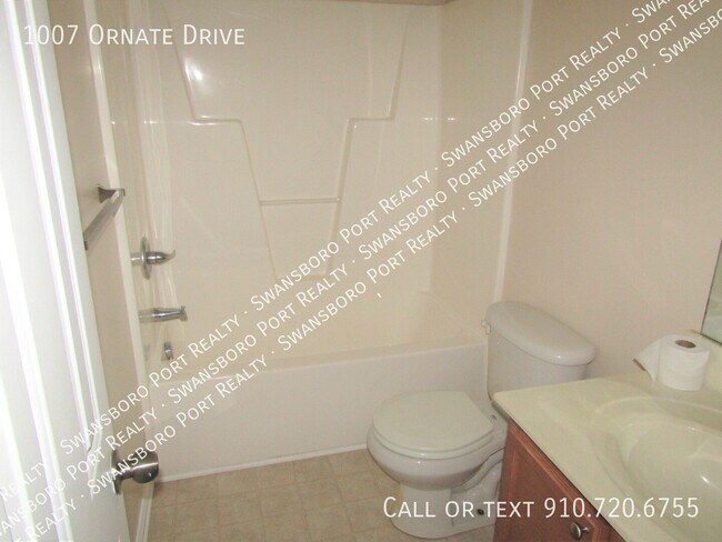 Building Photo - 1007 Ornate Dr