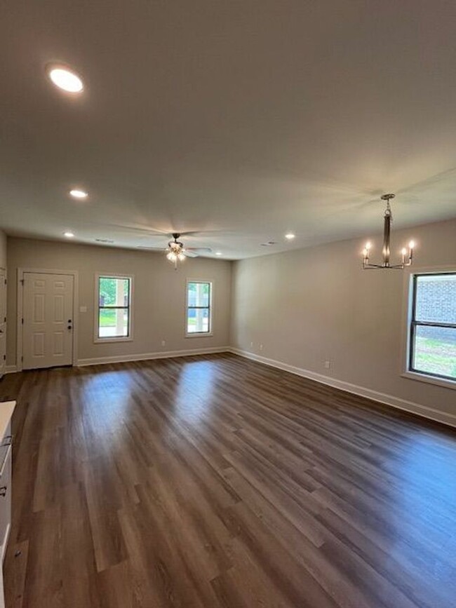 Building Photo - BRAND NEW HOME FOR RENT NEAR JOYNER with 3...