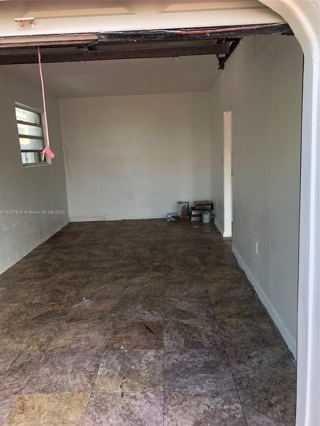 Building Photo - 6132 NW 181st Terrace Cir W