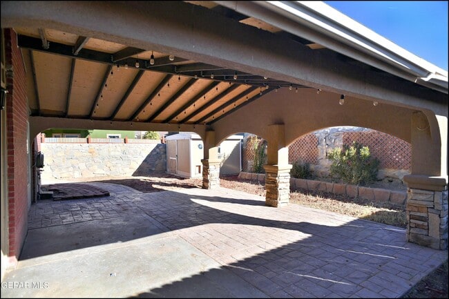 Building Photo - 3020 Tierra Mina Dr