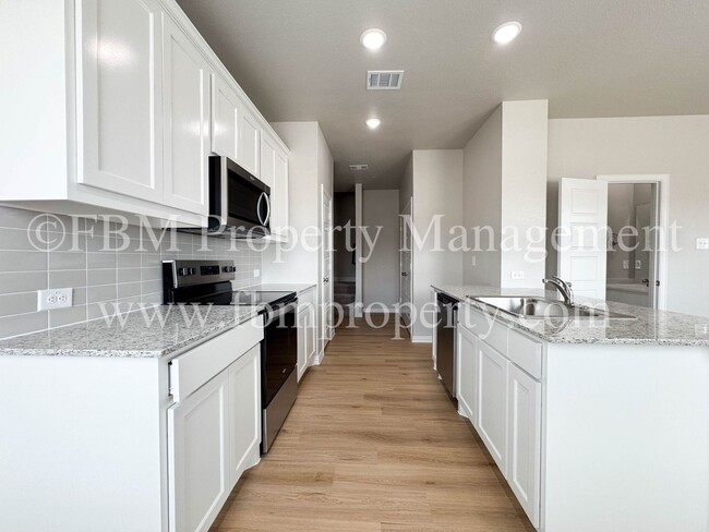 Building Photo - 2881 Ali Dr