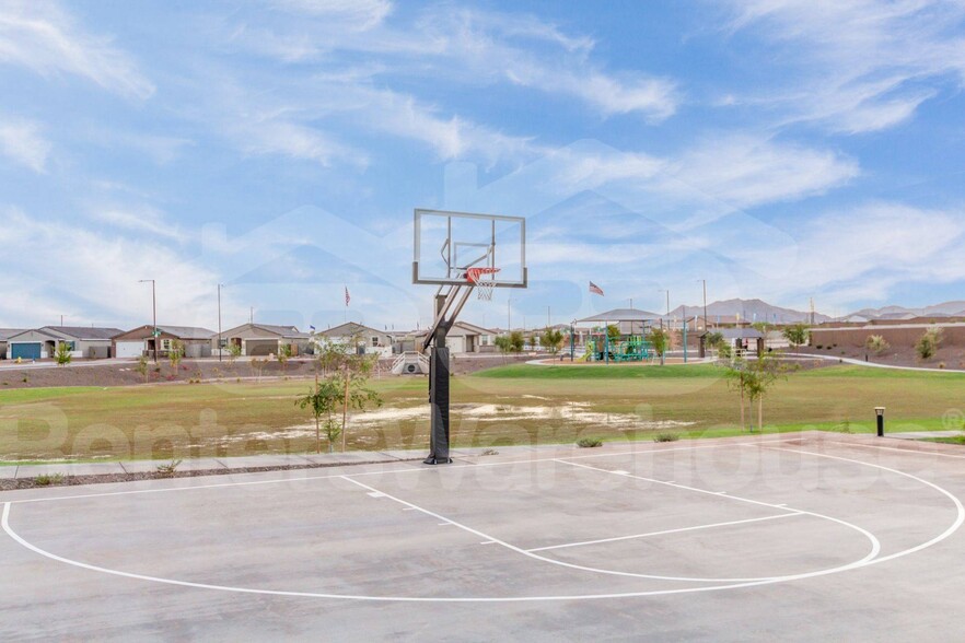Building Photo - 19963 W Palo Verde Dr