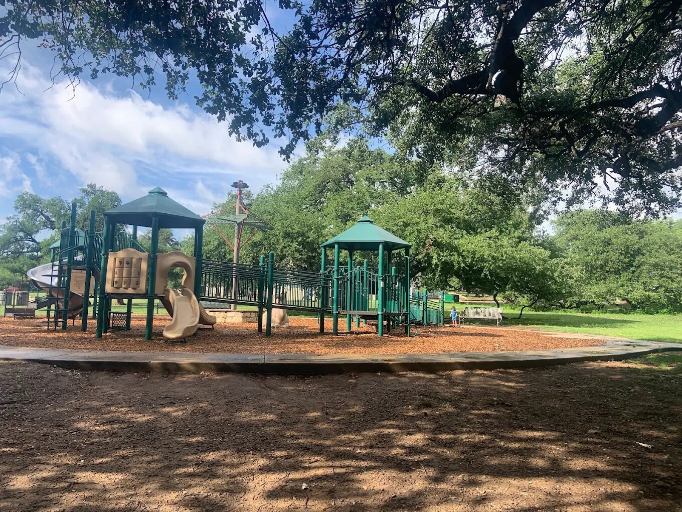 San Pedro Park - 426 W Huisache Ave