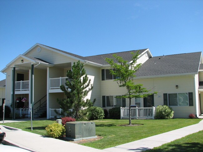 Primary Photo - Kuna Valley Run Apartments
