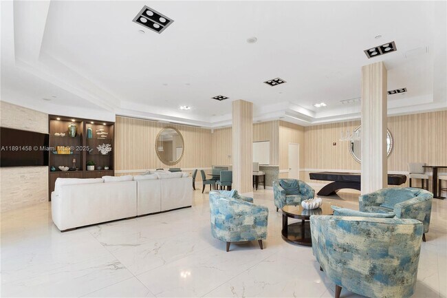 Building Photo - 6917 Collins Ave