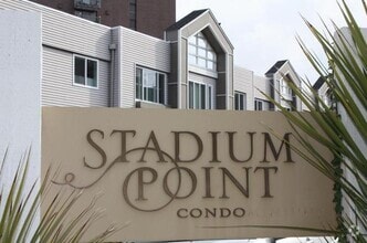 Building Photo - 1 bedroom top floor condo home in Stadium ...