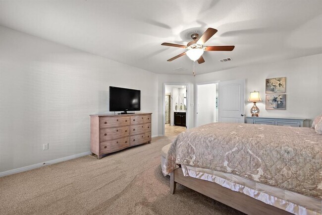 Building Photo - 127 Iron Rail Rd