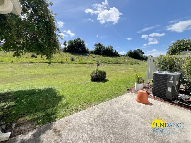 Building Photo - Charming 3 Bedroom Eagles Landing Townhous...