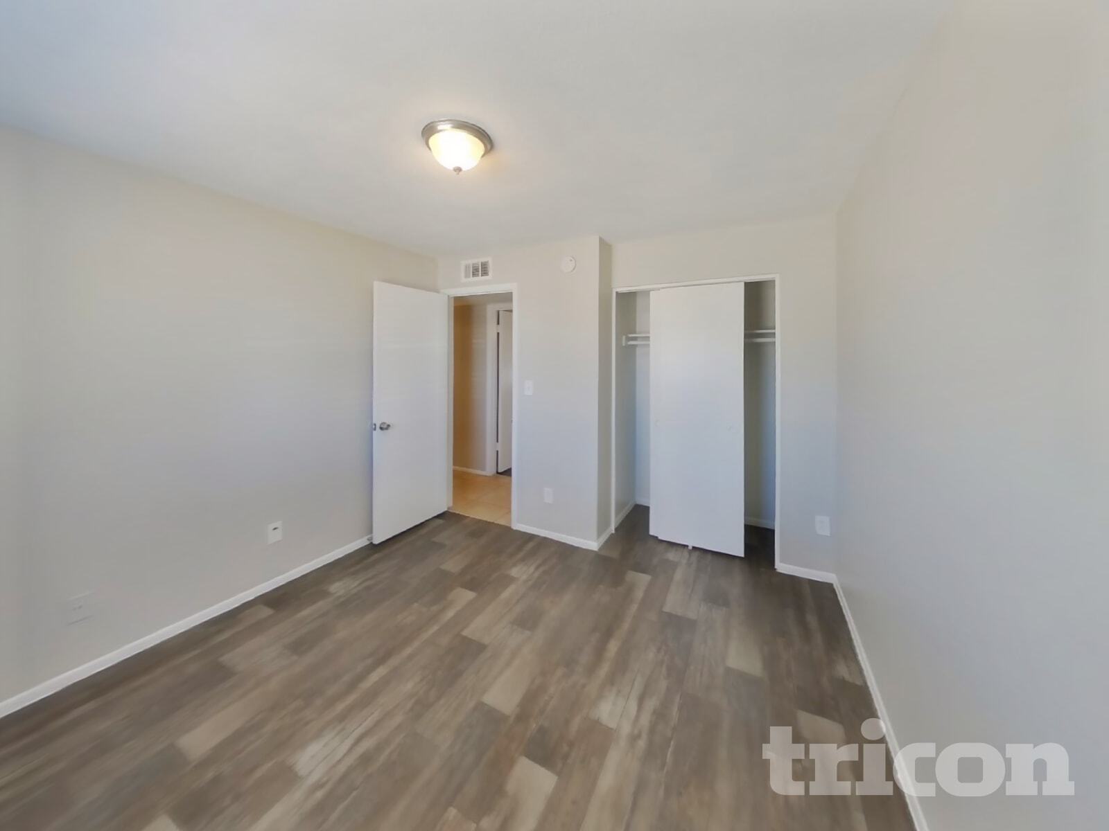 Building Photo - 459 S Johnson