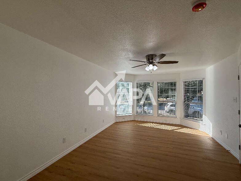 Building Photo - 6019 Mountain Meadow