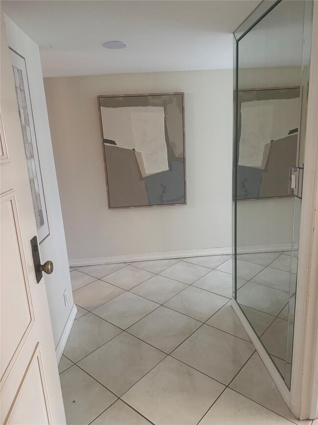 Building Photo - 4900 N Ocean Blvd