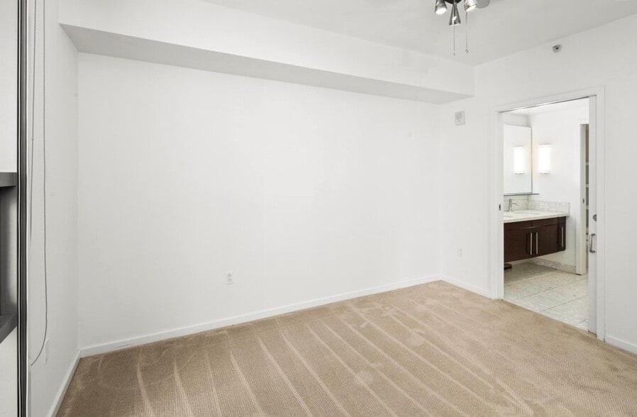 Master - 321 10th Ave