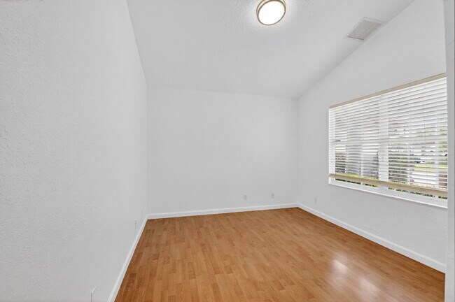 Building Photo - 7558 Ironbridge Cir