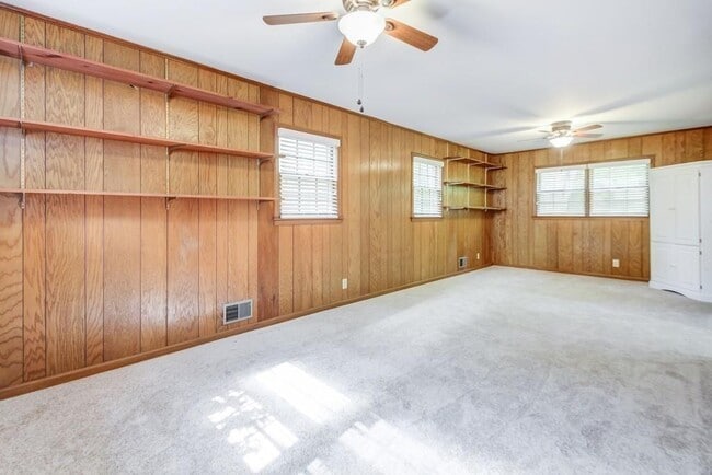 Building Photo - 3907 Jerusalem Ct