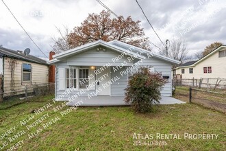 Building Photo - 608 McAdory Alley