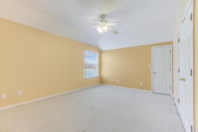 Building Photo - 7301 Fabion Dr
