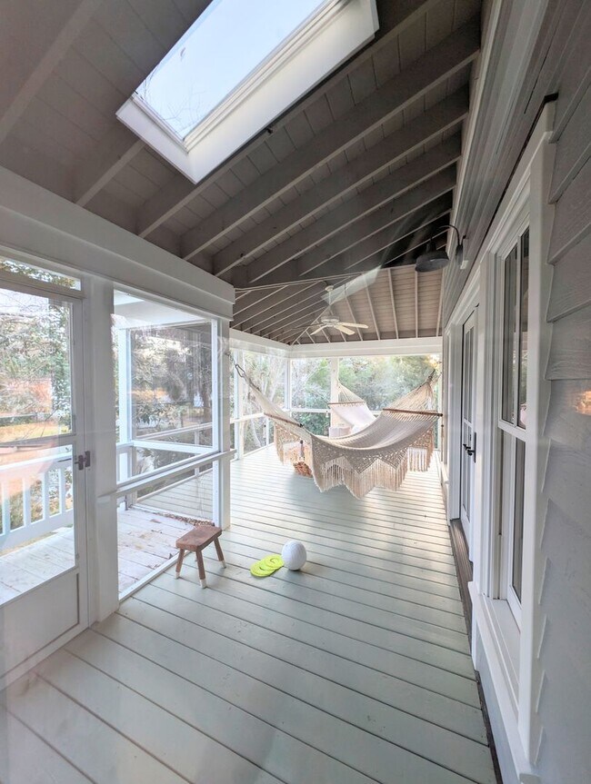 Building Photo - 7200 Airlie Pl