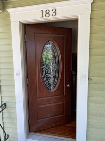 Building Photo - 183 College Ave