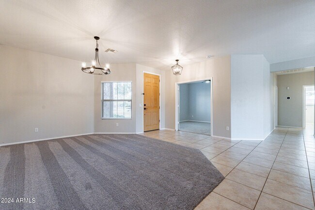Building Photo - 1245 E San Carlos Way