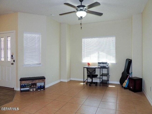 Building Photo - 14325 Coyote Trail Dr