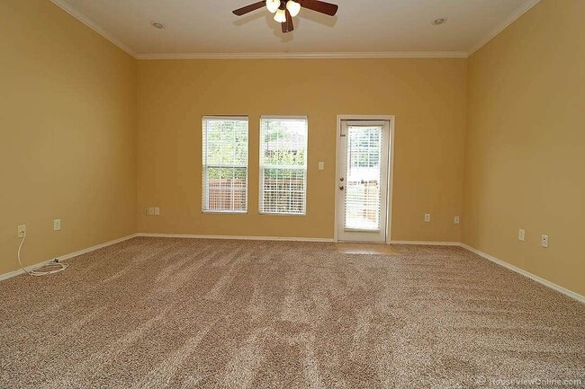 Building Photo - Brookshire 1315/1317