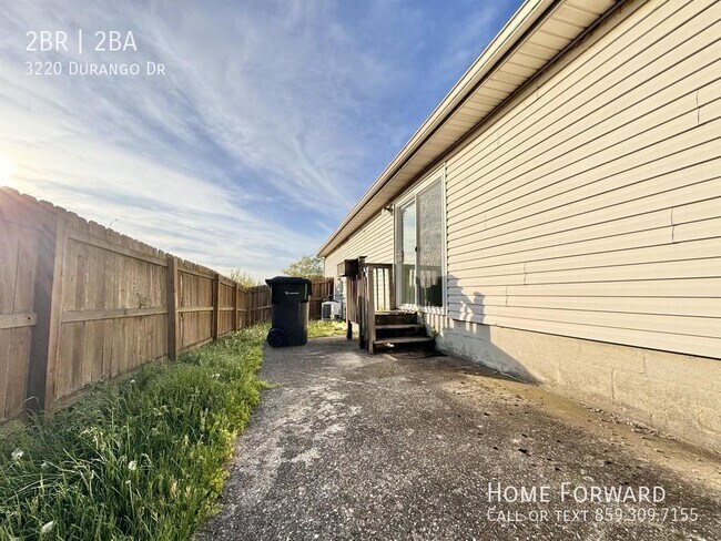 Building Photo - 3220 Durango Dr