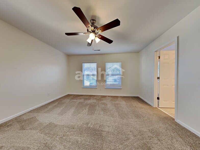 Building Photo - 306 Peters Creek Dr