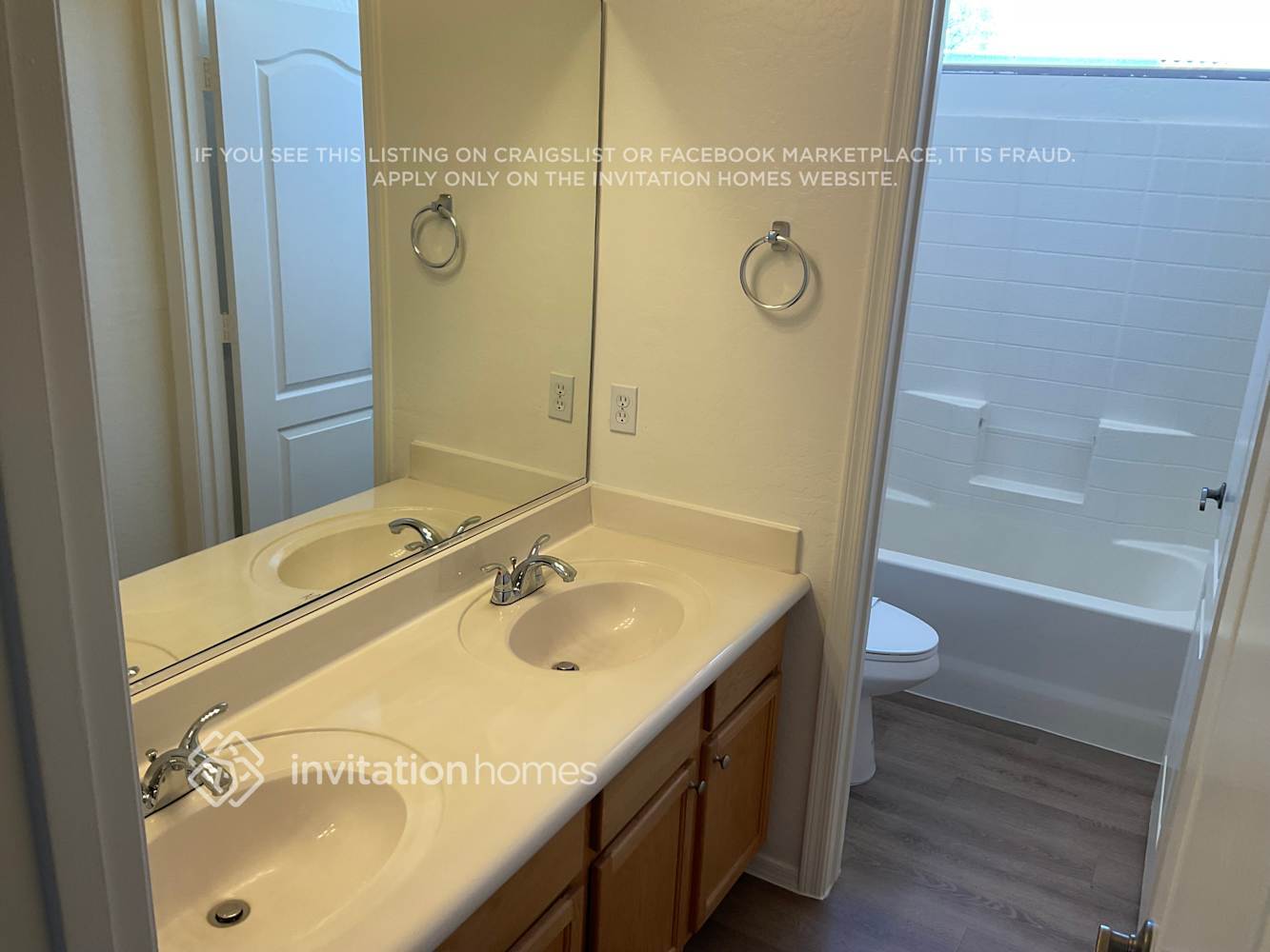 Building Photo - 4221 S Ponderosa Dr