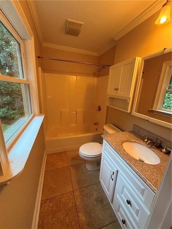 Building Photo - 1505 Hillcrest Dr