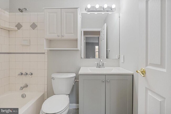 Building Photo - 10661 High Beam Ct