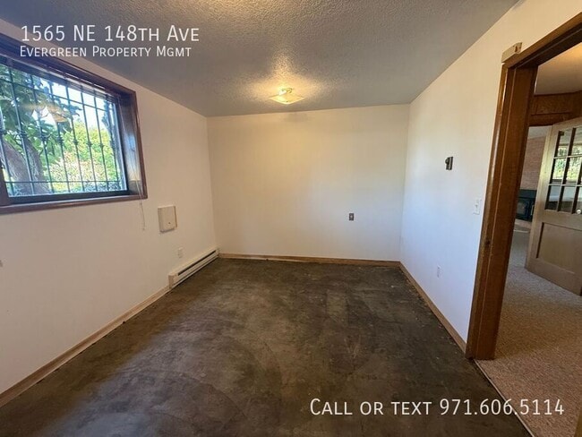 Building Photo - 1565 NE 148th Ave