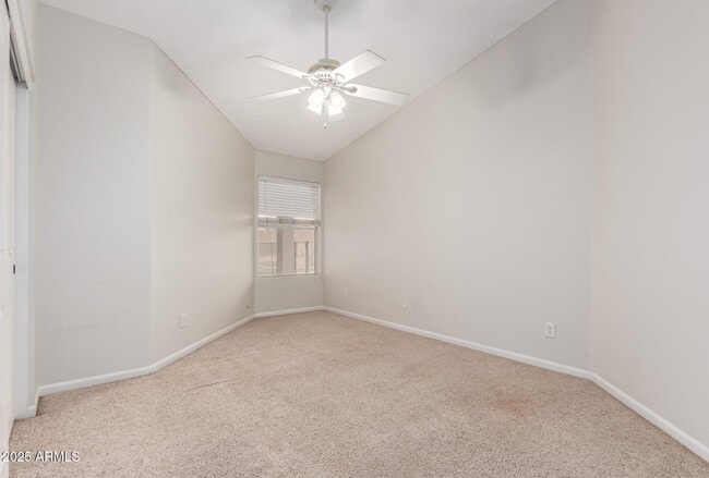 Building Photo - 12422 W Monte Vista Rd