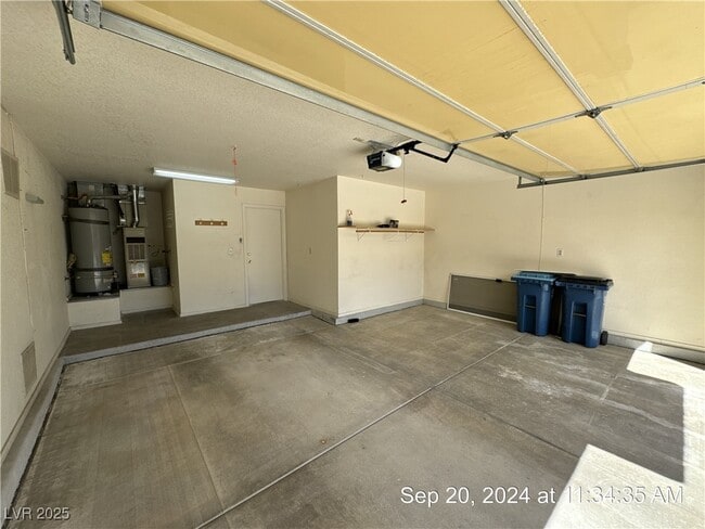 Building Photo - 2717 Sungold Dr