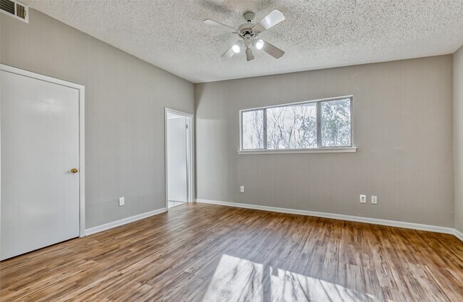 Building Photo - 4124 Micki Lynn Ave