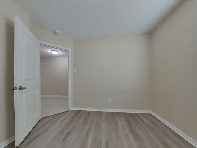 Building Photo - 701 Totem Trail Dr