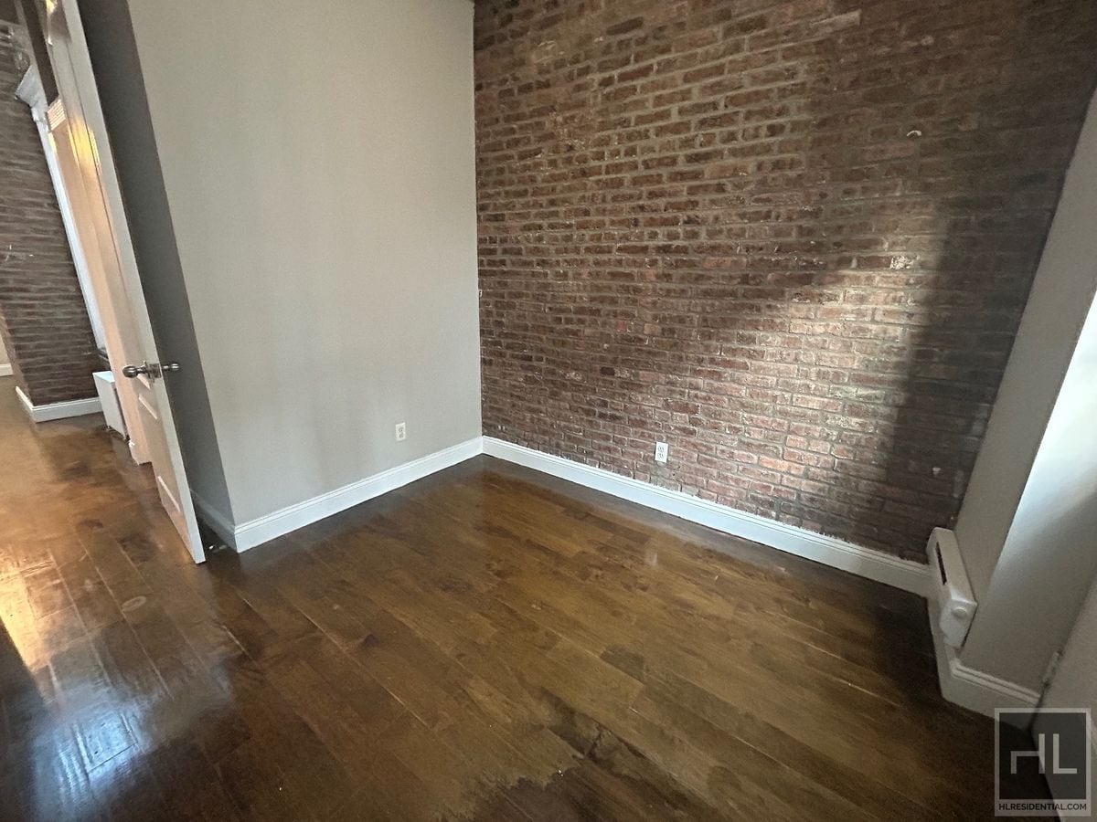 Building Photo - East 18th Street