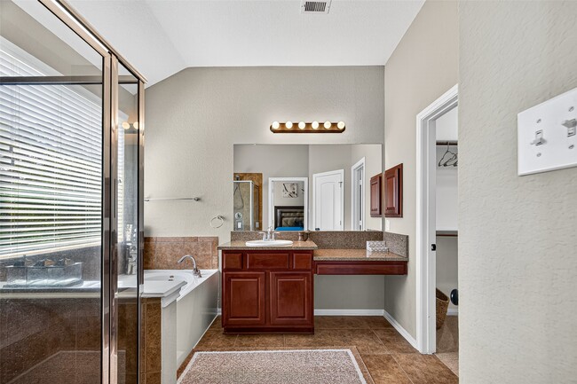 Building Photo - 110 Cheswood Manor Drive