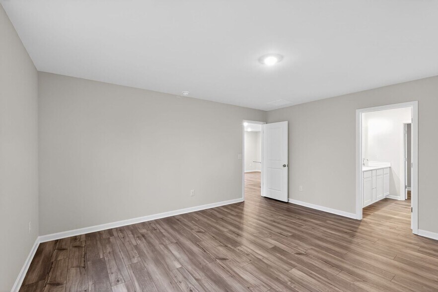 Building Photo - 112 Rock Ave