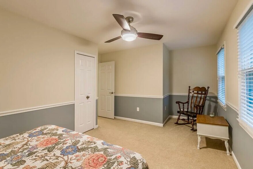 Building Photo - 15509 Barrington Pl