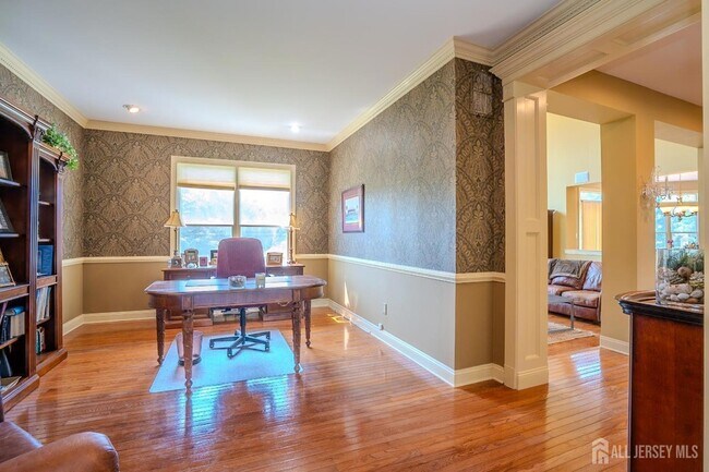 Building Photo - 19 Meadowlark Dr