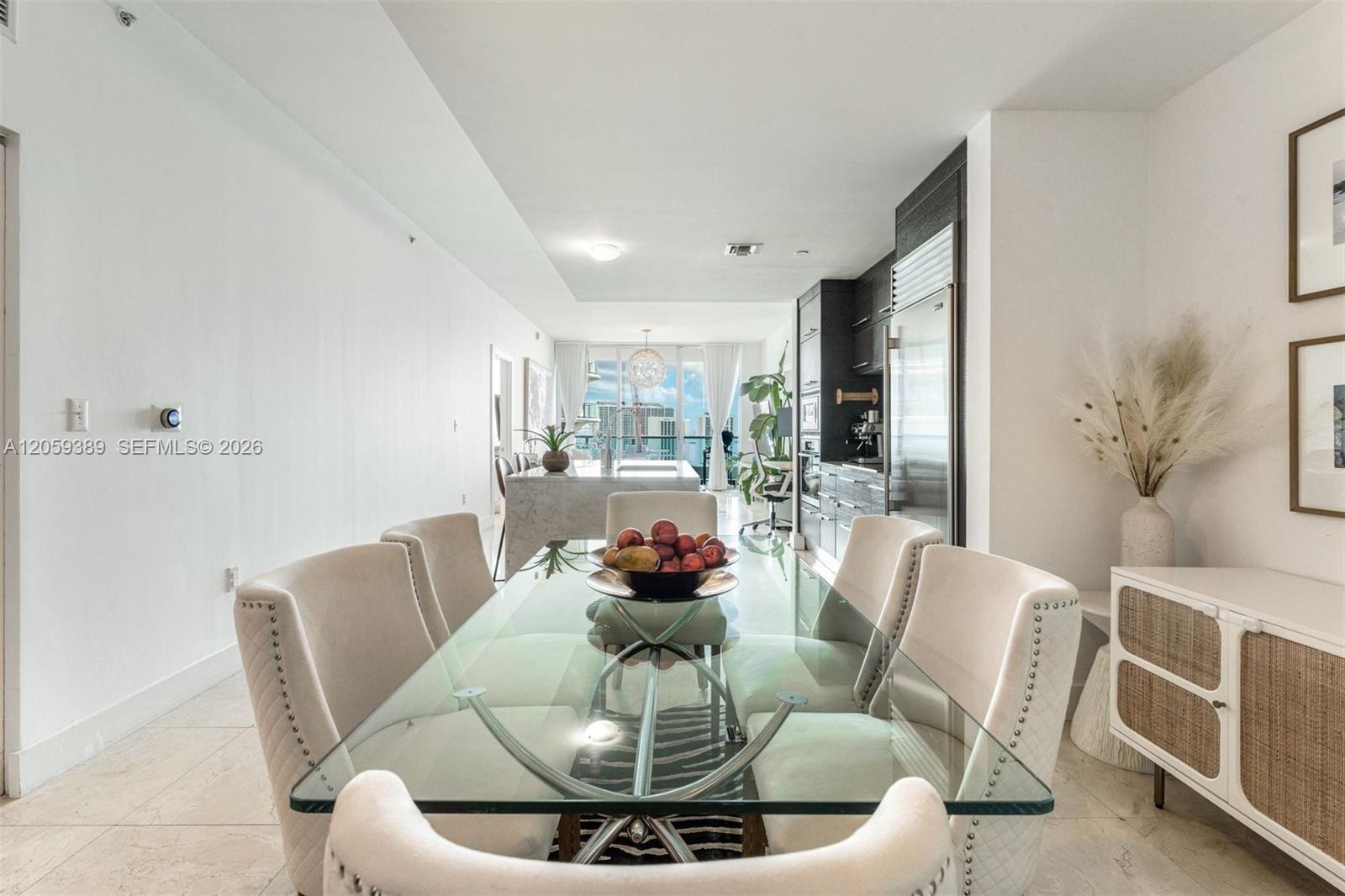 Building Photo - 900 Biscayne Blvd